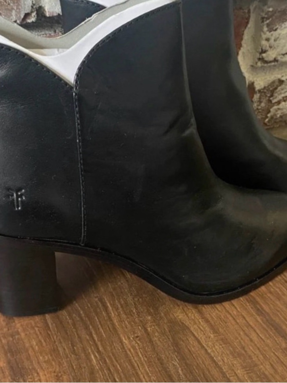 Women's Frye Noelle Black Leather Ankle Boots - Classic Block Heel